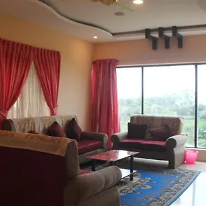 https://bigland-dew-castle.kerala-hotels.net