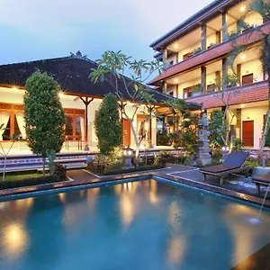 Rena House Homestay