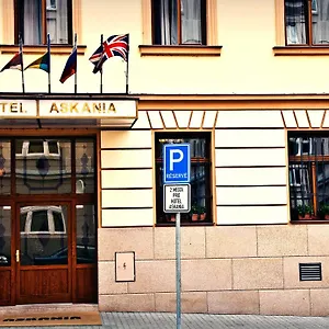 hotel-askania.praguehotelsweb.com/